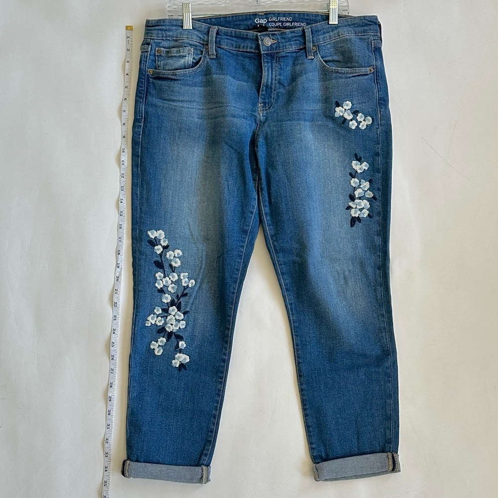 Gap Floral Embroidered Girlfriend Jeans - Picture 7 of 9